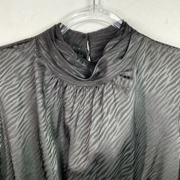 Self Esteem Black Zebra Stripe Shirred Long Sleeve Top XS New - Picture 2 of 6